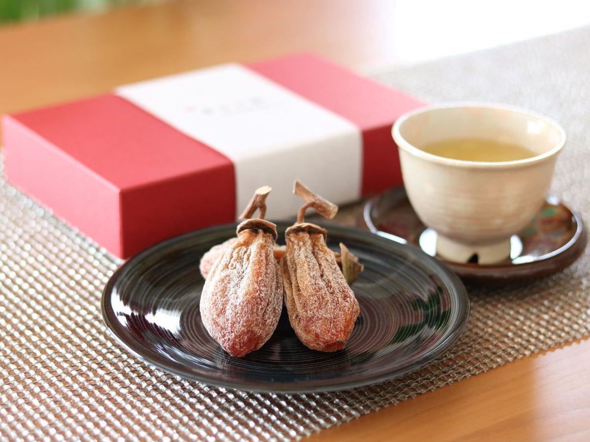 土井農園】最上干柿Mサイズ箱入り（25個前後・900g）【予約注文：発送